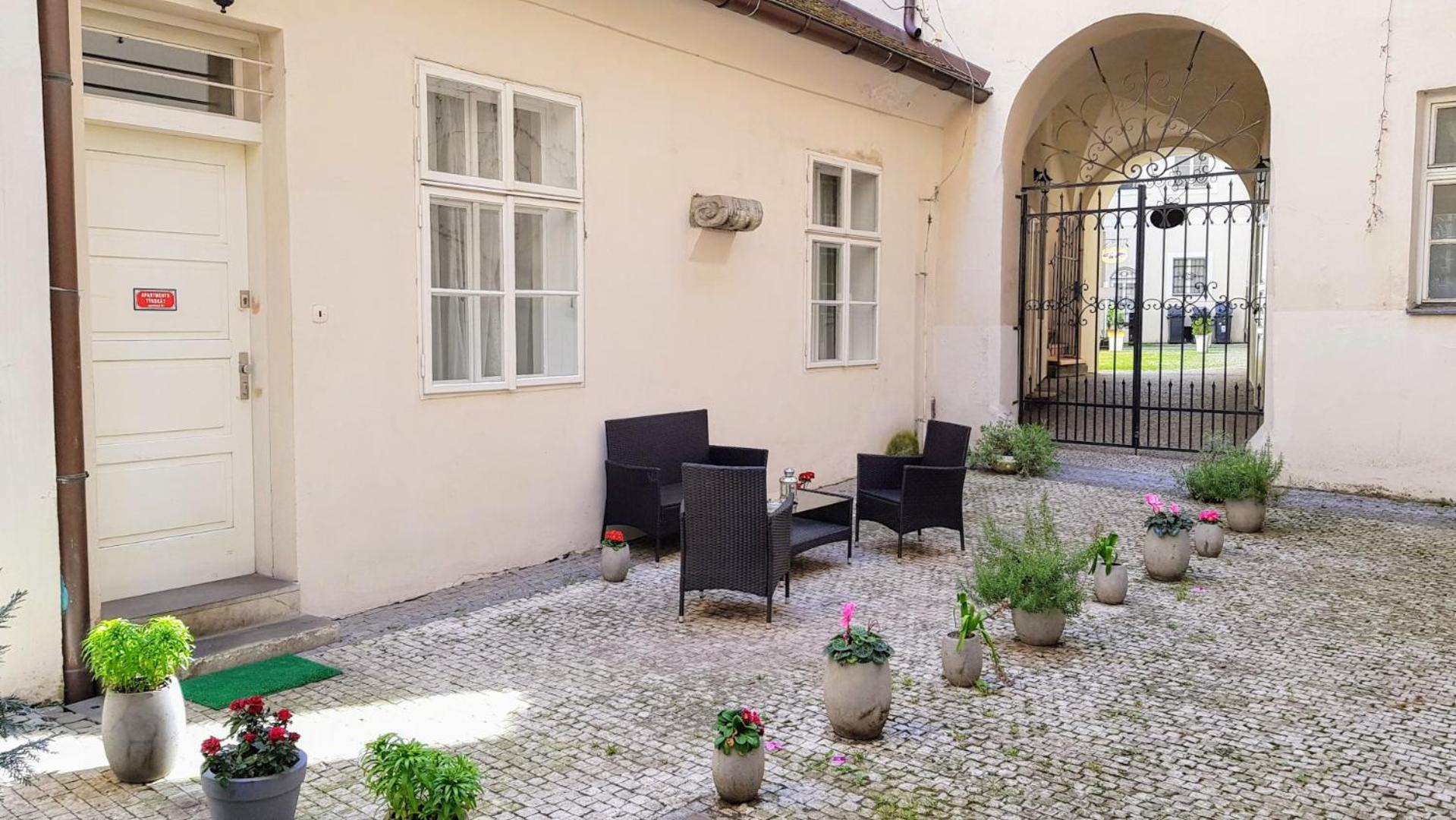 Tynska 7 Appartement *