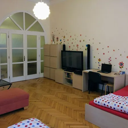 Apartments Tynska 7 Prague Exterior photo